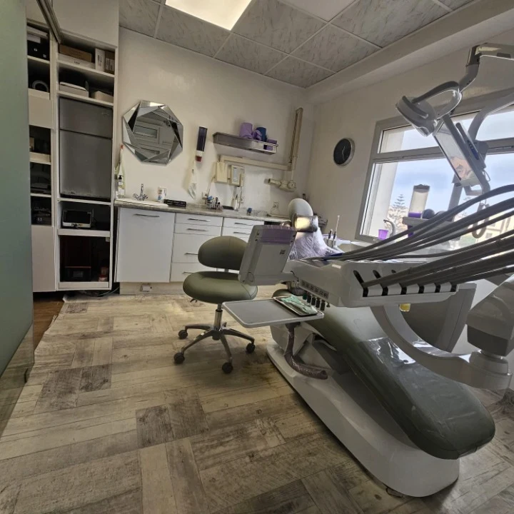 cabinet-dentaire-equipement-moderne-smiles-centre