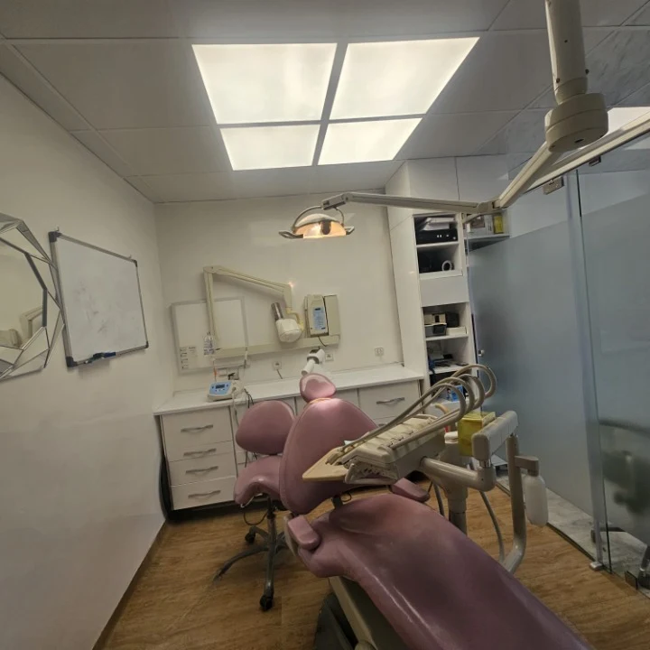 smiles-centre-dentaire-cabinet-soins-dentisterie