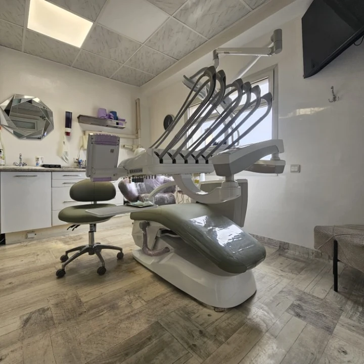 smiles-centre-dentaire-equipement-salle-soins