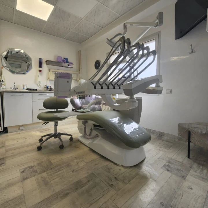 smiles-centre-dentaire-salle-de-soins-moderne